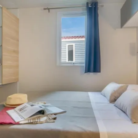 Mobilhome 5 Etoiles - Piscine - Eebdbf Campsite *