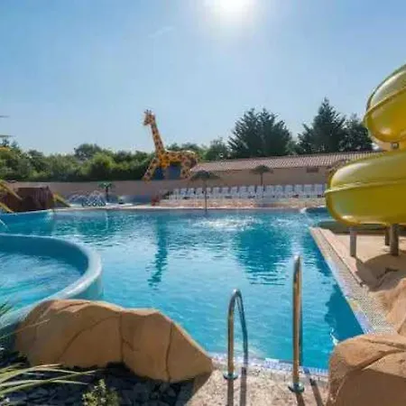 Mobilhome 5 Etoiles - Piscine - Eebdbf * Saint-Julien-des-Landes